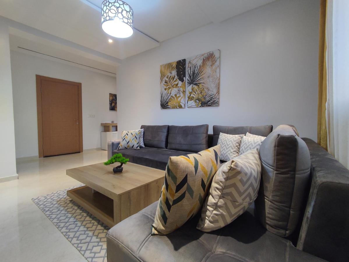 Superbe Appartement bien équipé au centre de la ville d'Uchda  Exterior foto